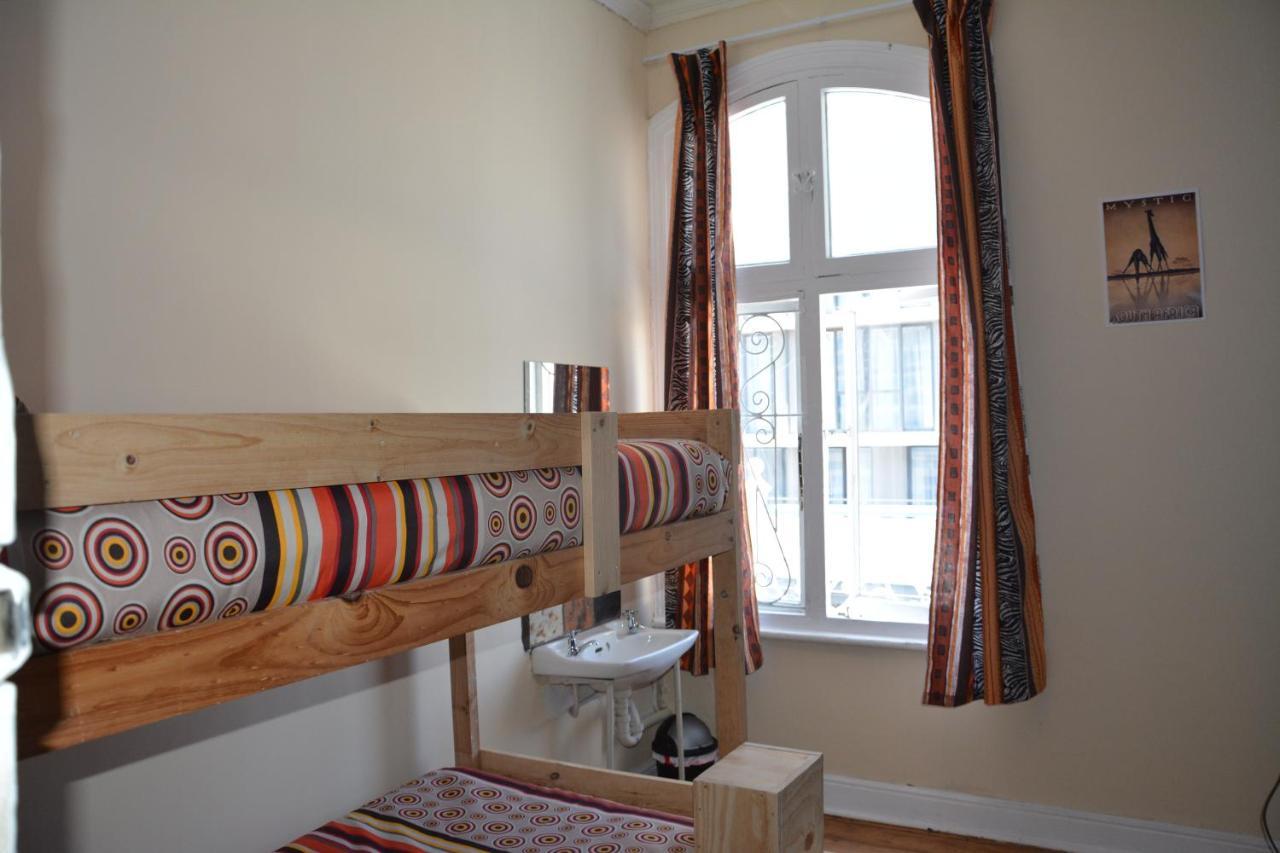 Urban Hive Backpackers Hostel Cape Town Exterior foto